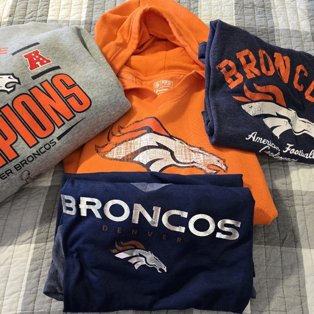 Women's Broncos' Fan Bundle
